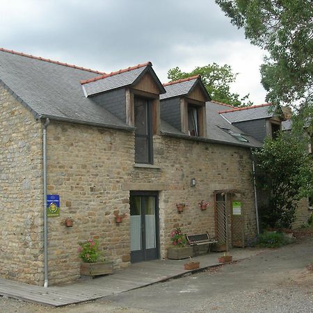 Gahard Chambres D'Hotes De Celine Et David מראה חיצוני תמונה