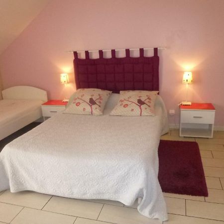 Gahard Chambres D'Hotes De Celine Et David מראה חיצוני תמונה