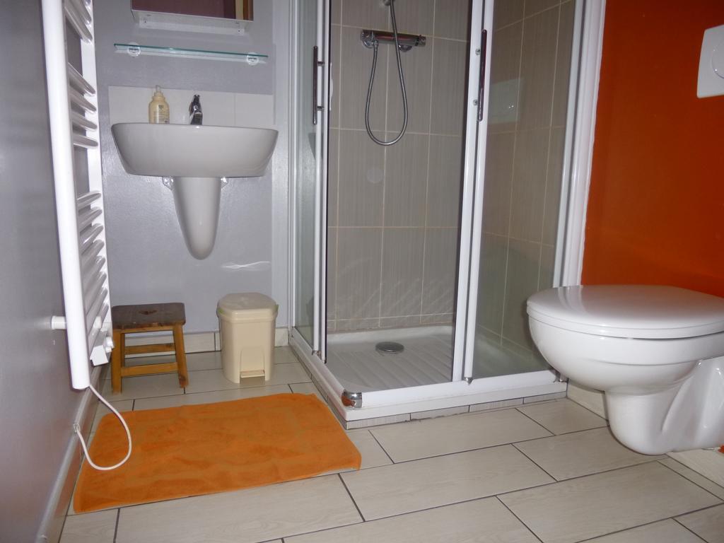 Gahard Chambres D'Hotes De Celine Et David מראה חיצוני תמונה
