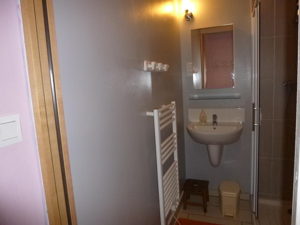 Gahard Chambres D'Hotes De Celine Et David מראה חיצוני תמונה