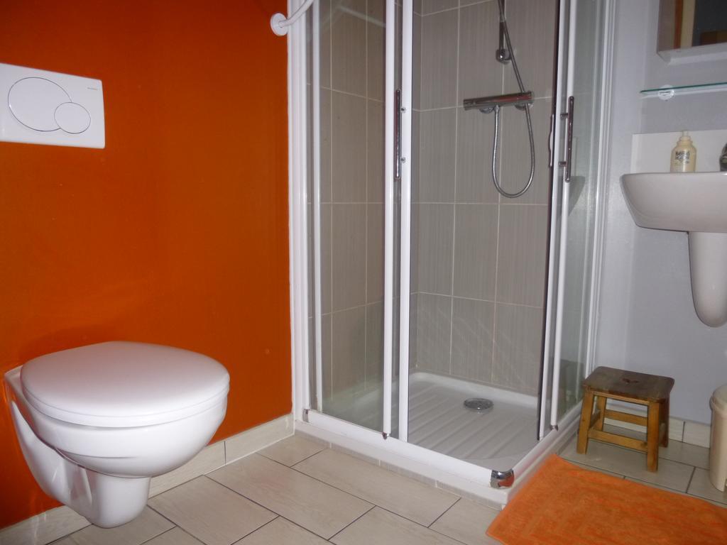 Gahard Chambres D'Hotes De Celine Et David מראה חיצוני תמונה