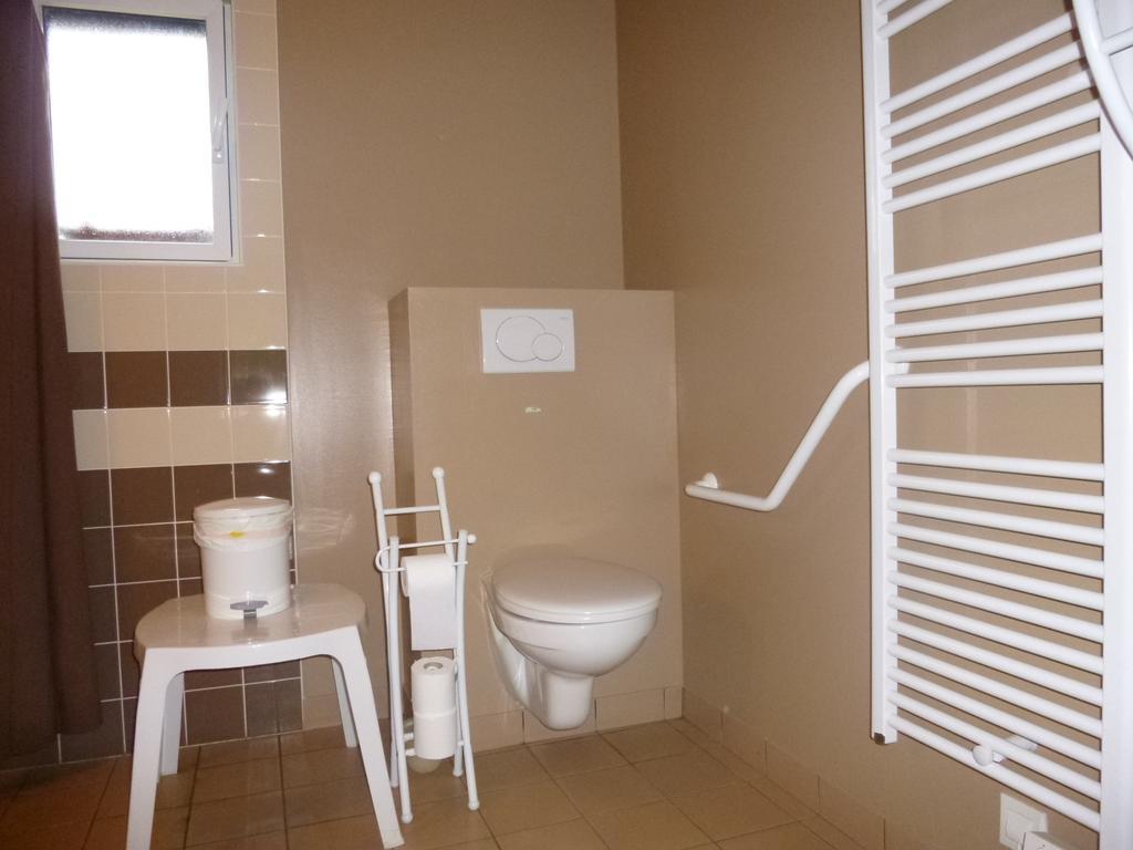 Gahard Chambres D'Hotes De Celine Et David מראה חיצוני תמונה