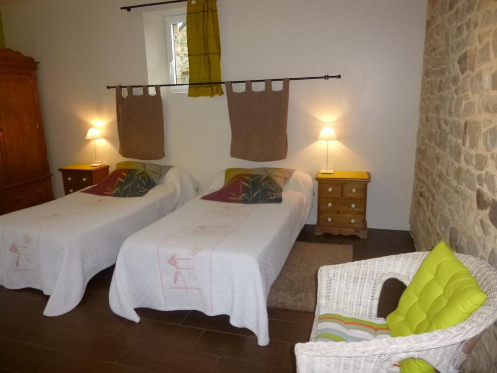 Gahard Chambres D'Hotes De Celine Et David מראה חיצוני תמונה