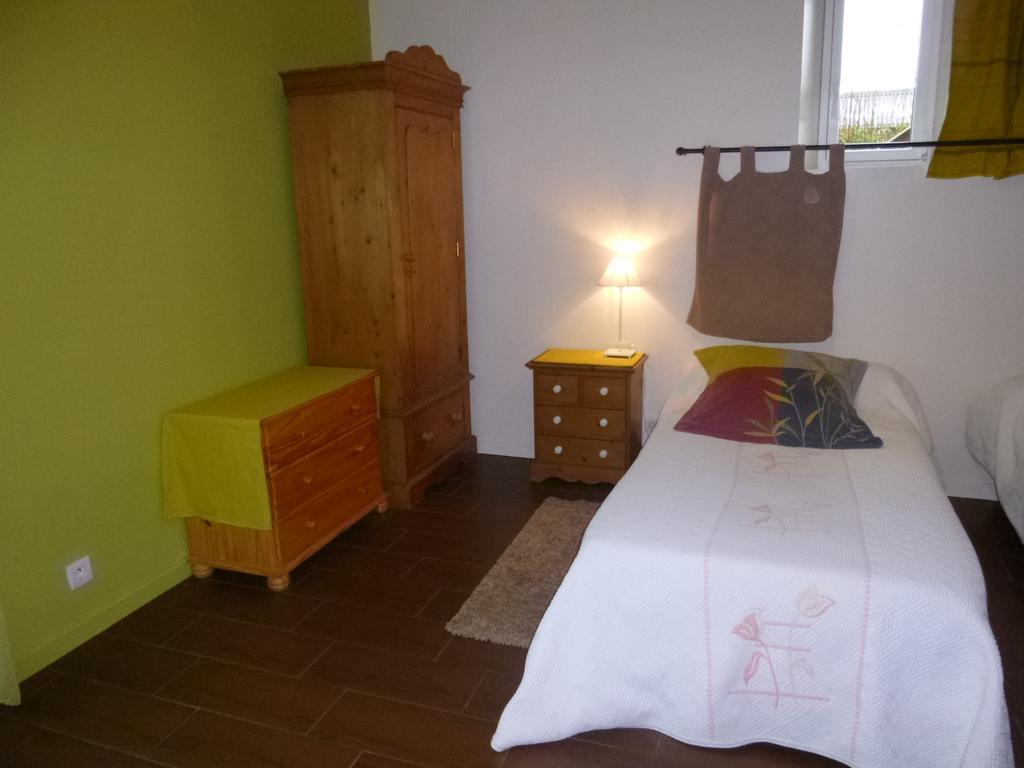 Gahard Chambres D'Hotes De Celine Et David מראה חיצוני תמונה