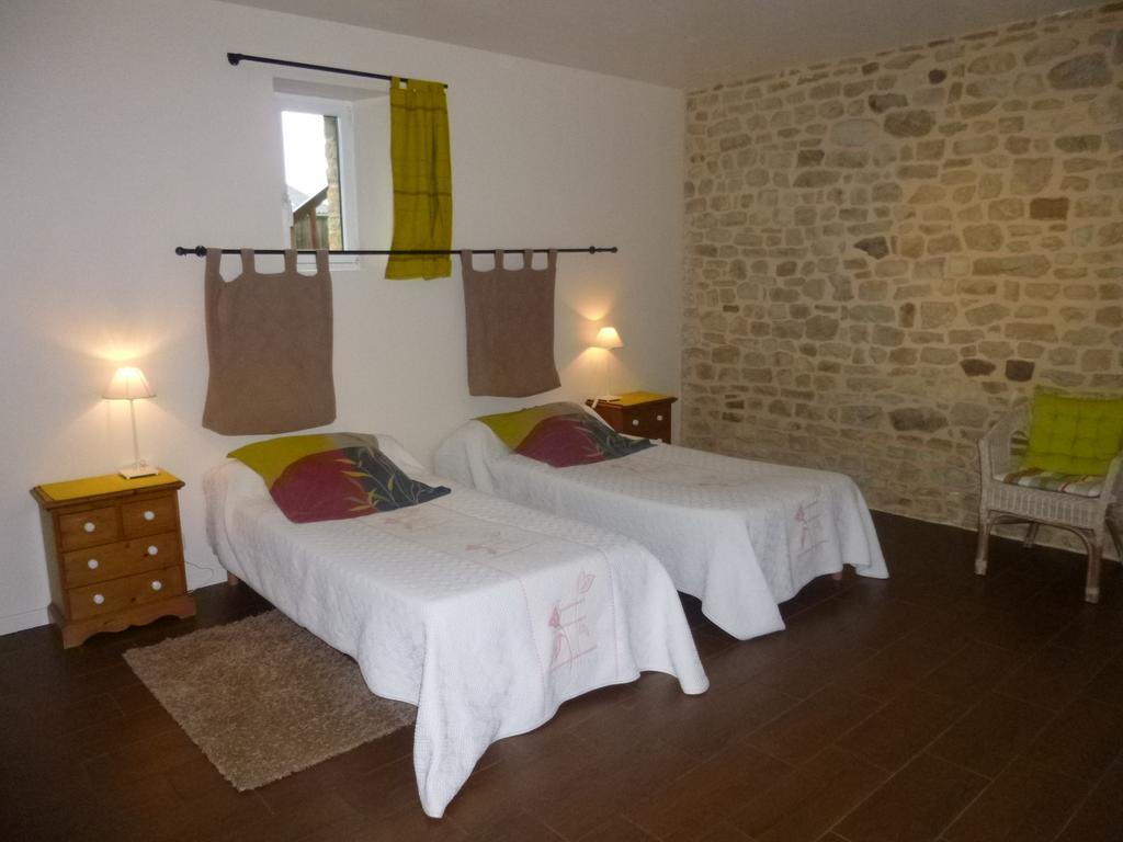 Gahard Chambres D'Hotes De Celine Et David מראה חיצוני תמונה