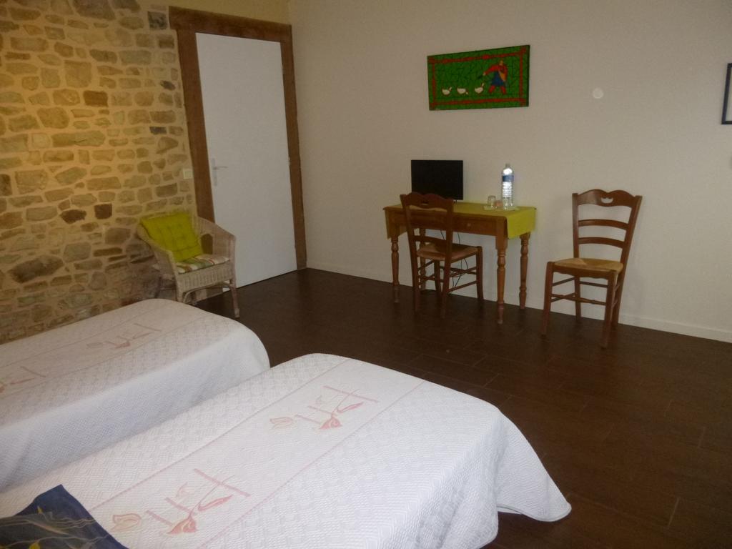 Gahard Chambres D'Hotes De Celine Et David מראה חיצוני תמונה