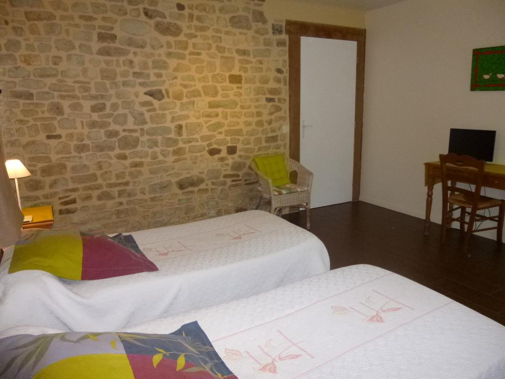 Gahard Chambres D'Hotes De Celine Et David מראה חיצוני תמונה