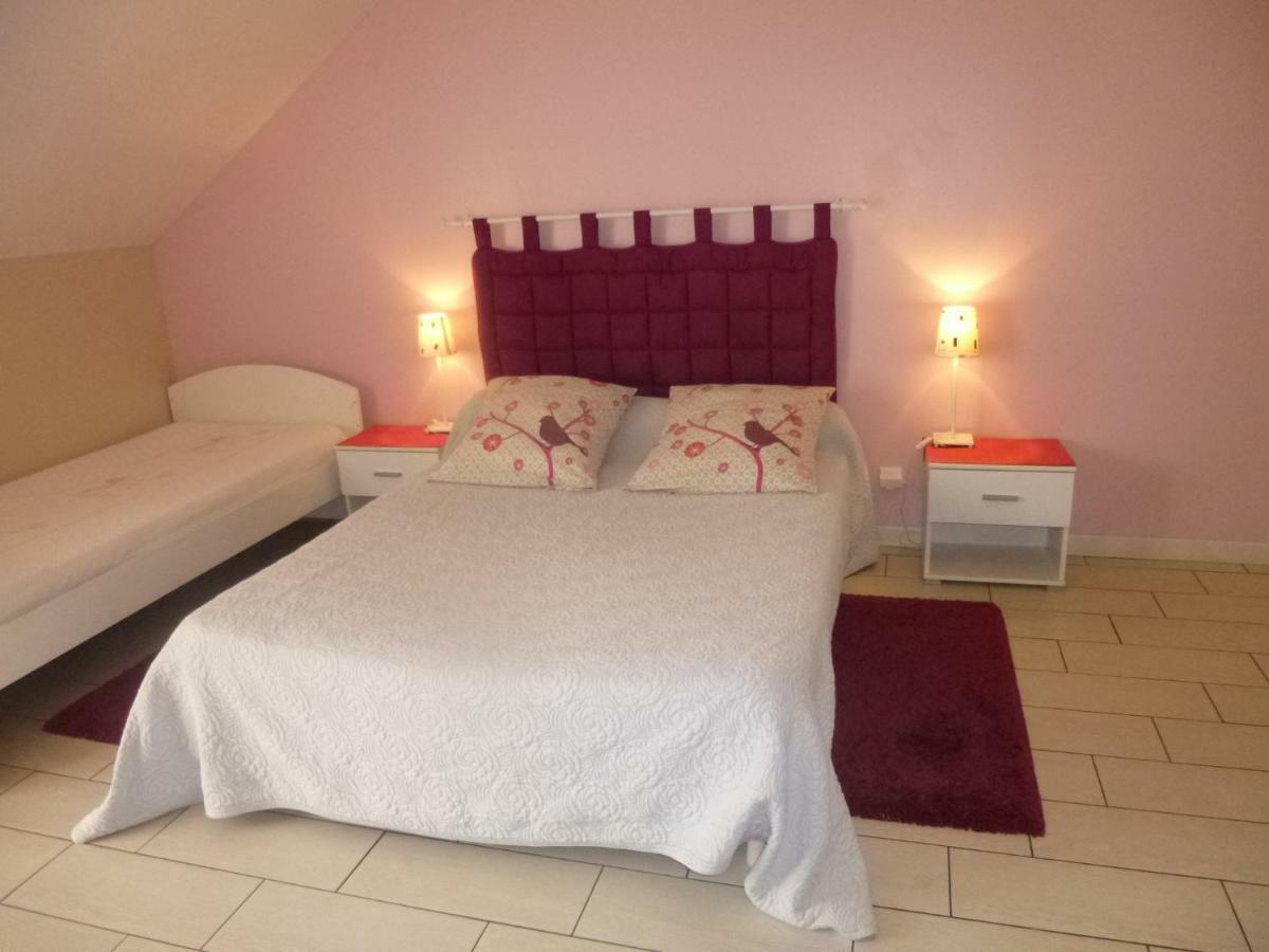 Gahard Chambres D'Hotes De Celine Et David מראה חיצוני תמונה