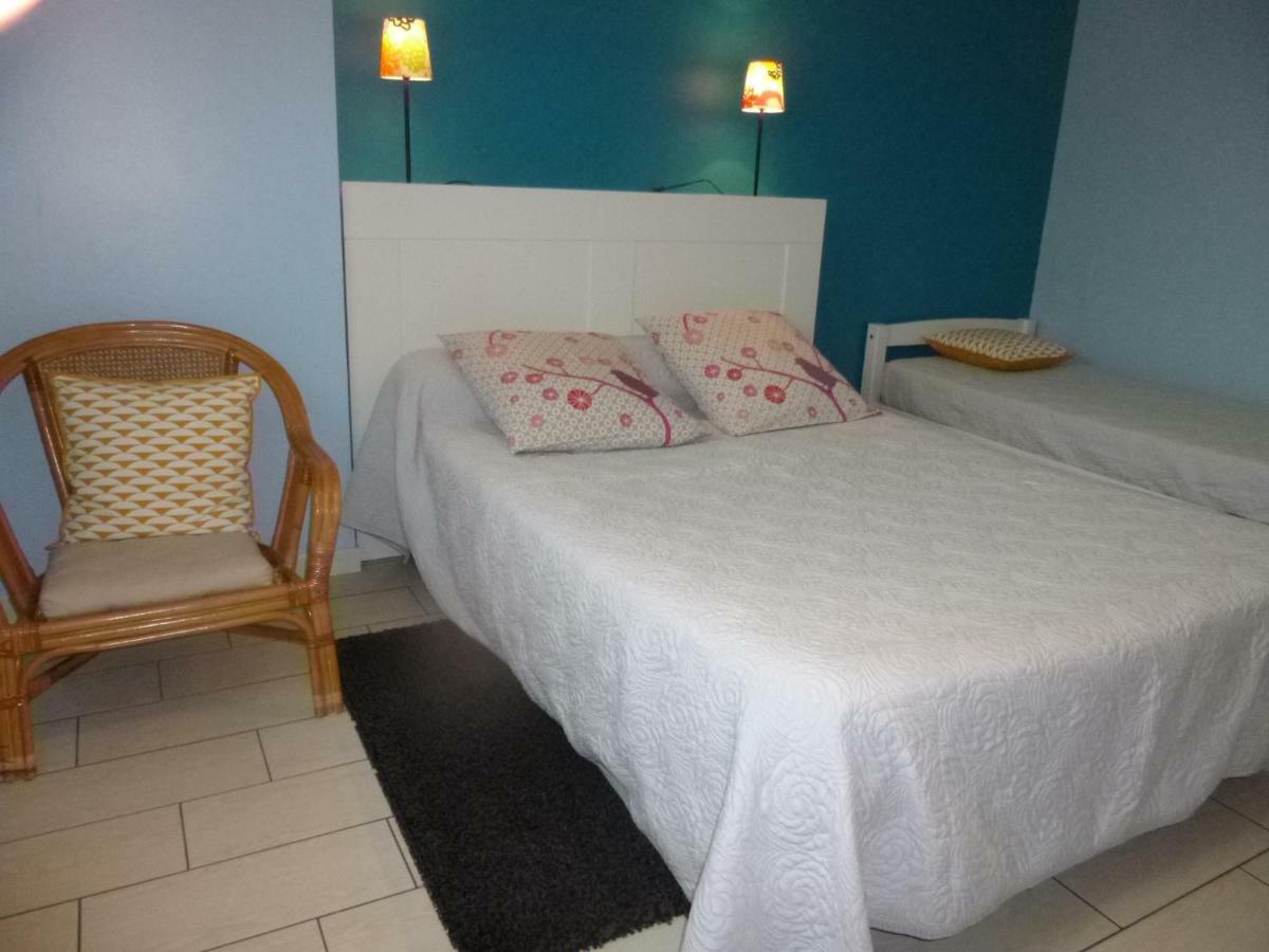 Gahard Chambres D'Hotes De Celine Et David מראה חיצוני תמונה